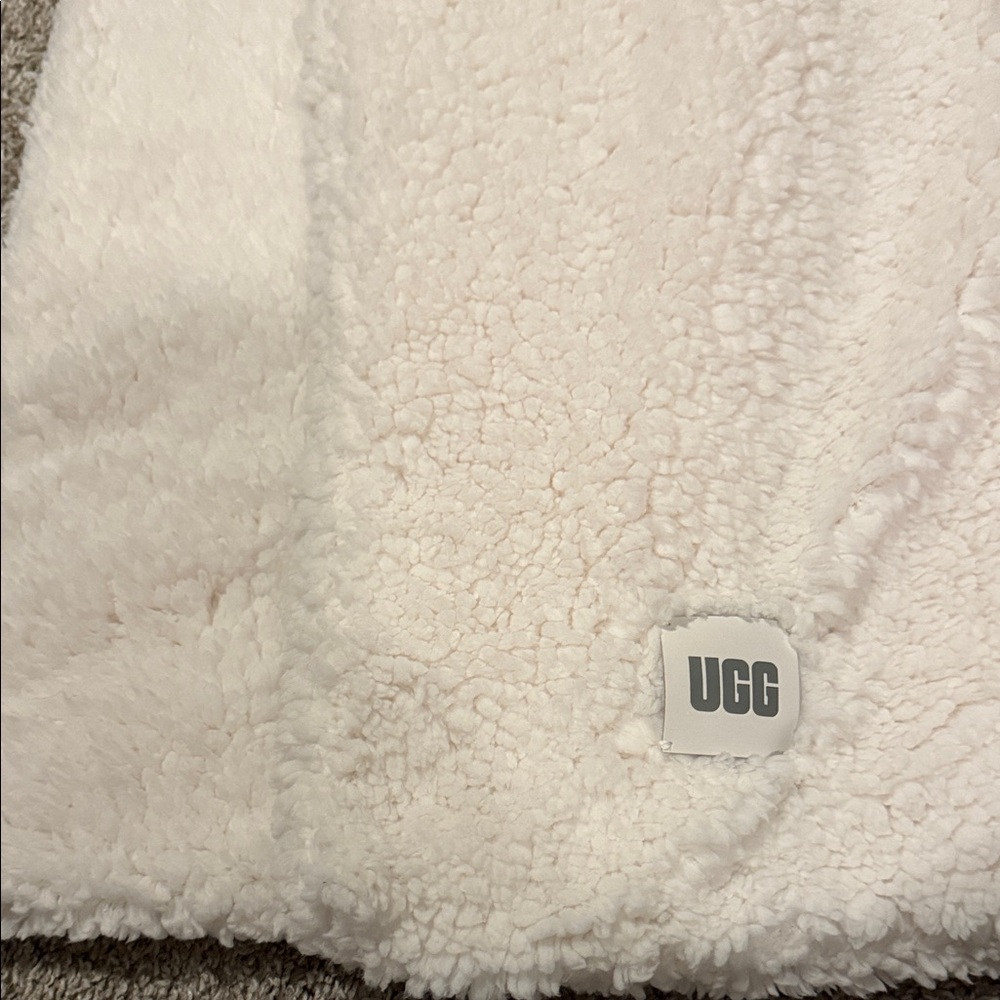 UGG Soft Cream Sherpa Throw